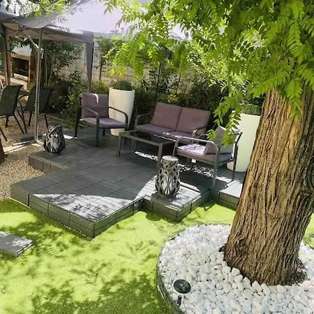 Belle à 5 Mn Du Centre Avec Grd Jaccuzy Villa *