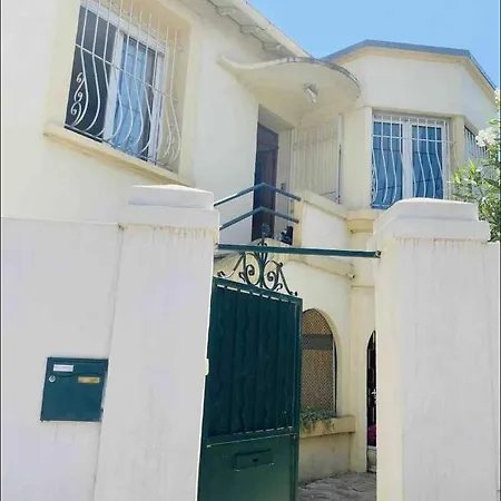 Belle à 5 Mn Du Centre Avec Grd Jaccuzy Villa